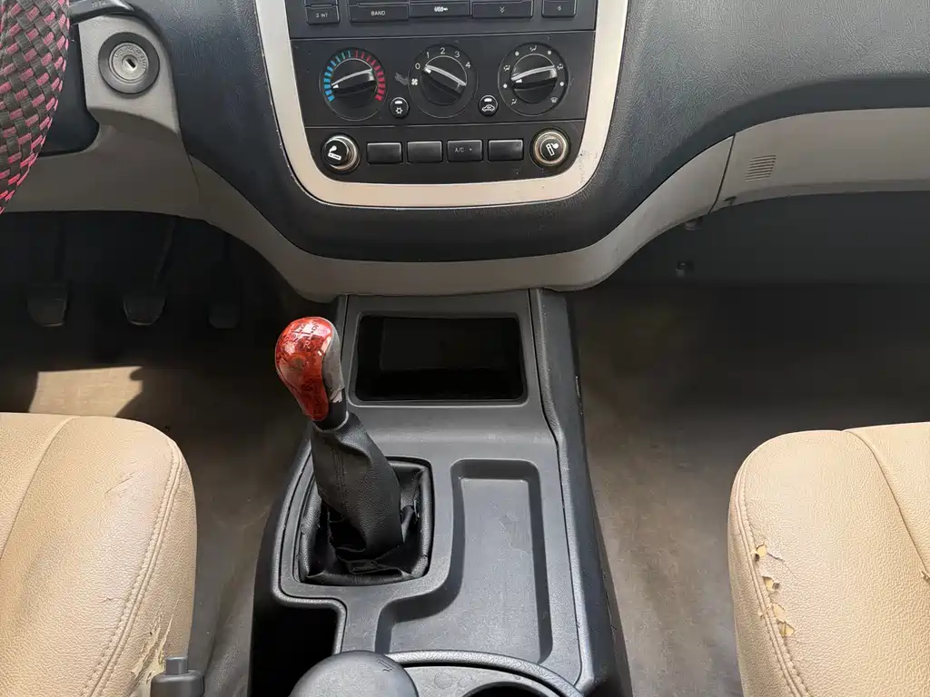 Foton Maverick E 2015 — фото 25