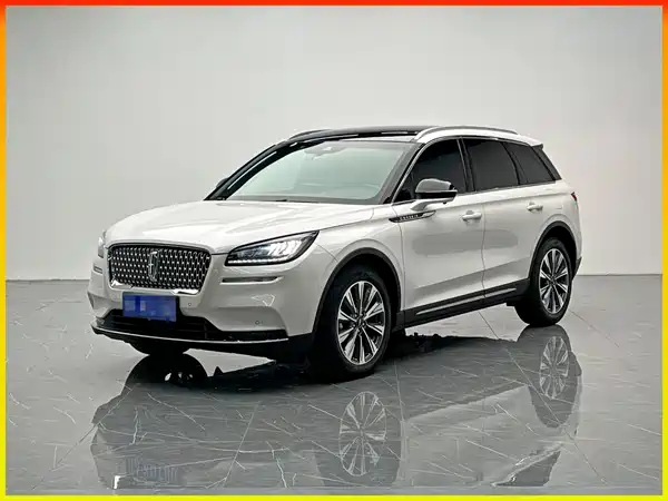 Lincoln Corsair 2021