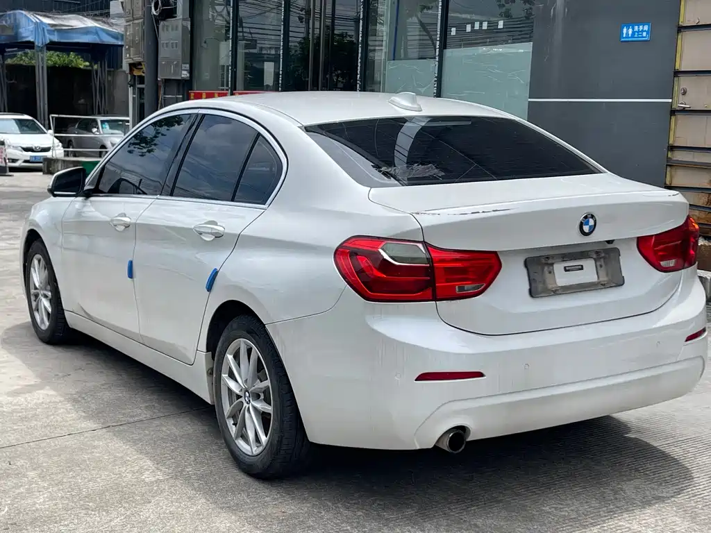 BMW 1 Series 2018 — фото 4