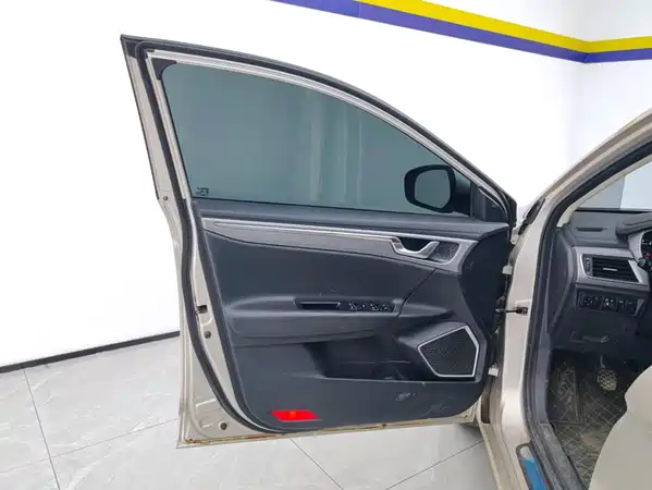 Geely Emgrand GL 2018