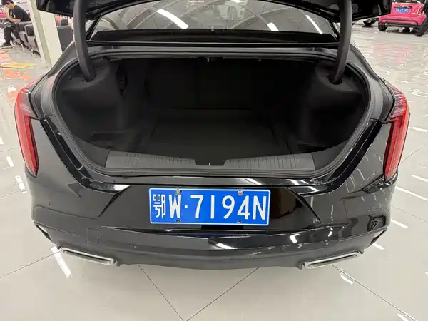 Cadillac CT4 2021