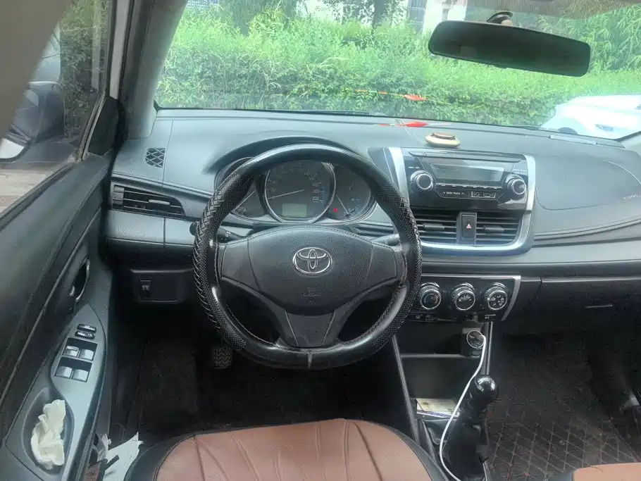 Toyota Vios 2017 — фото 15