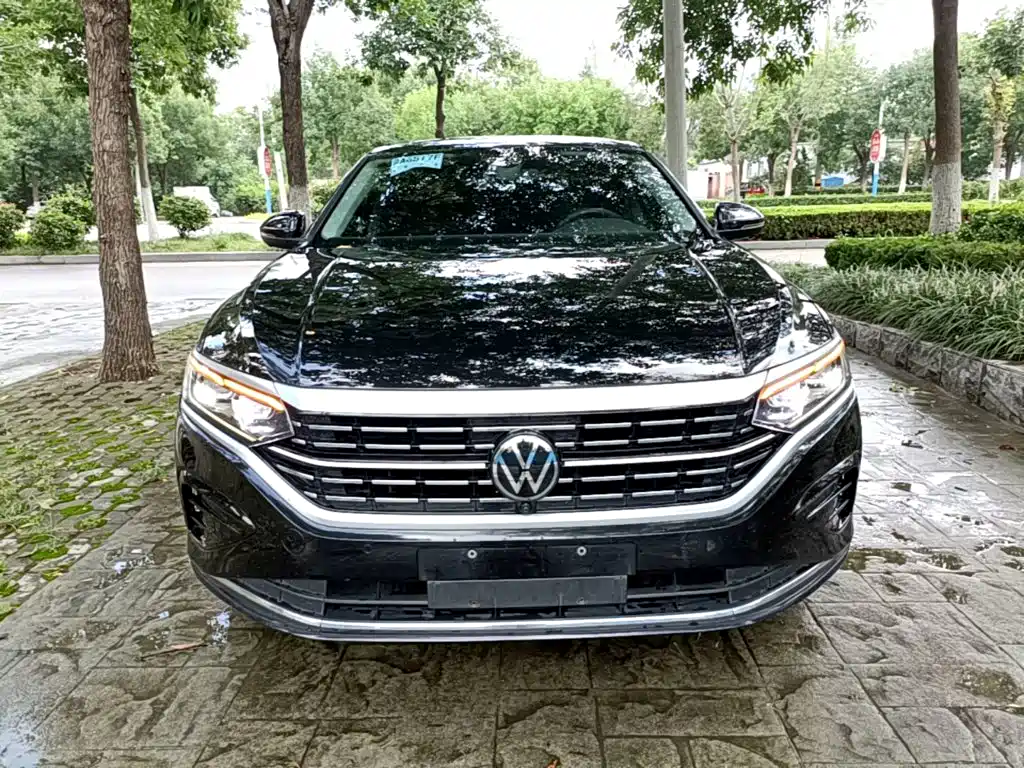 Volkswagen Passat 2024