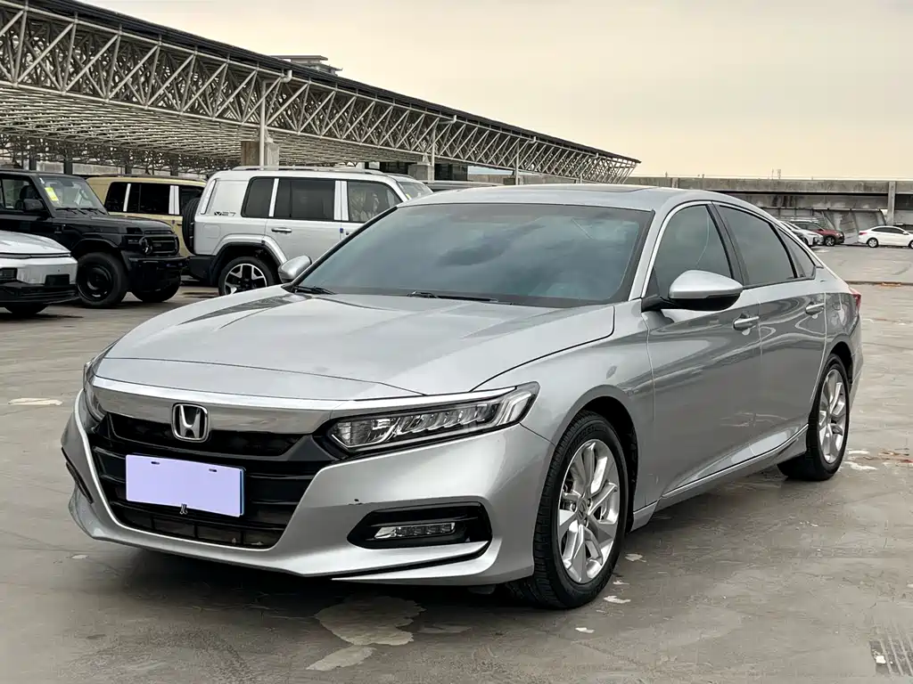 Honda Accord 2020 — фото 1