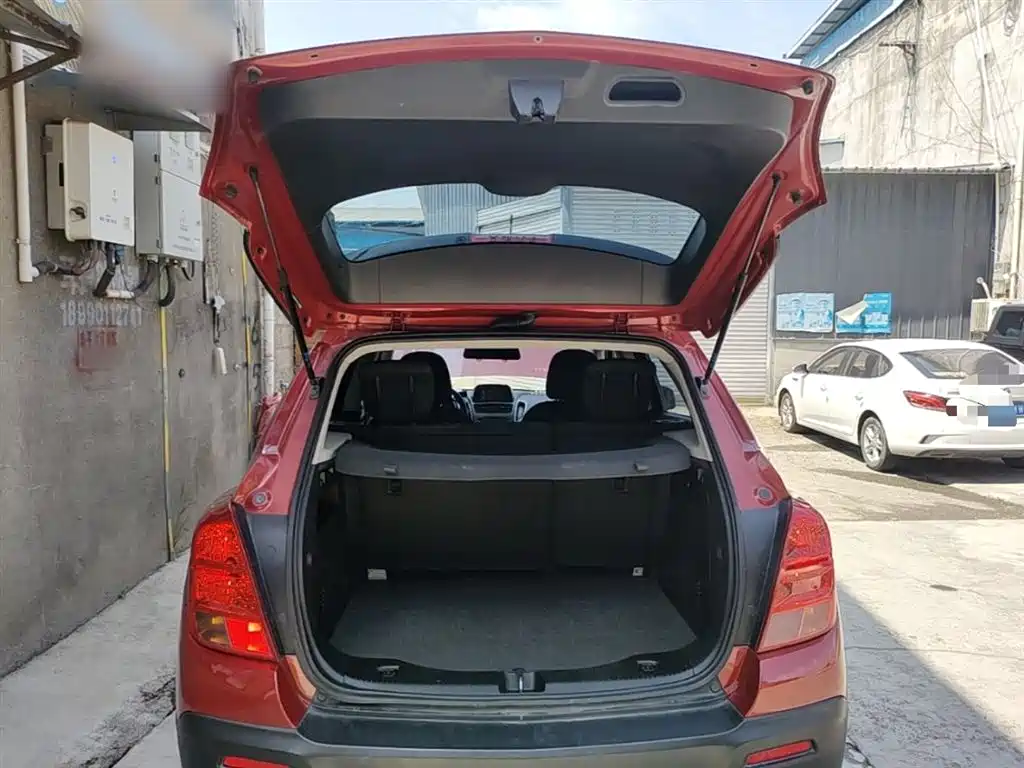 Chevrolet Trax 2017 — фото 19