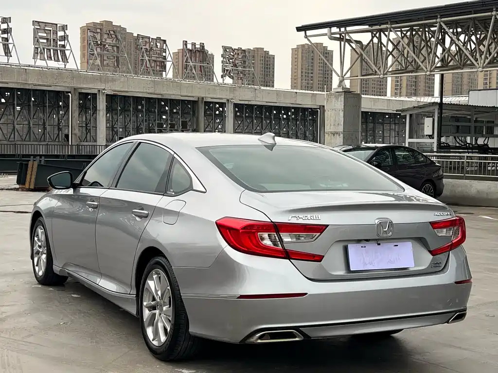 Honda Accord 2020 — фото 9