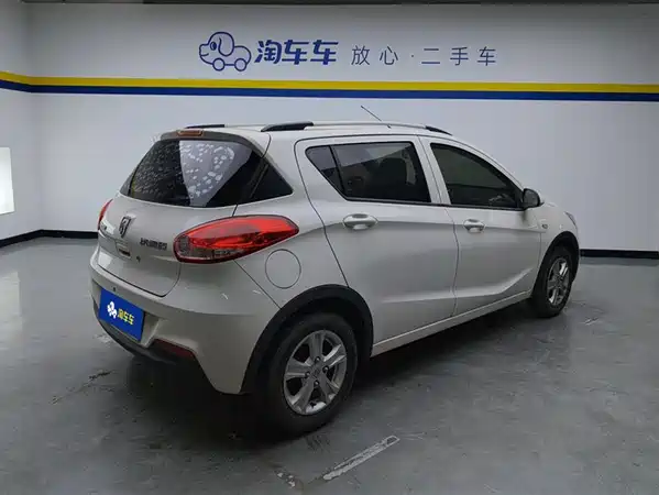 Baojun 310 2020