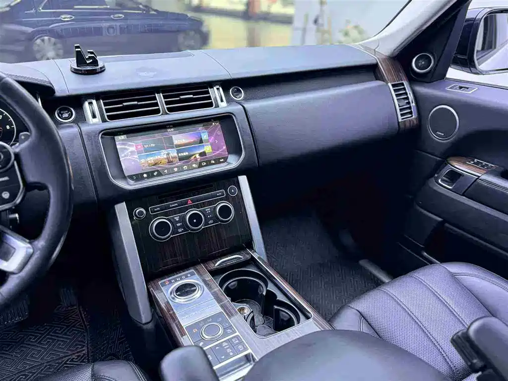 Land Rover Range Rover 2017 — фото 12