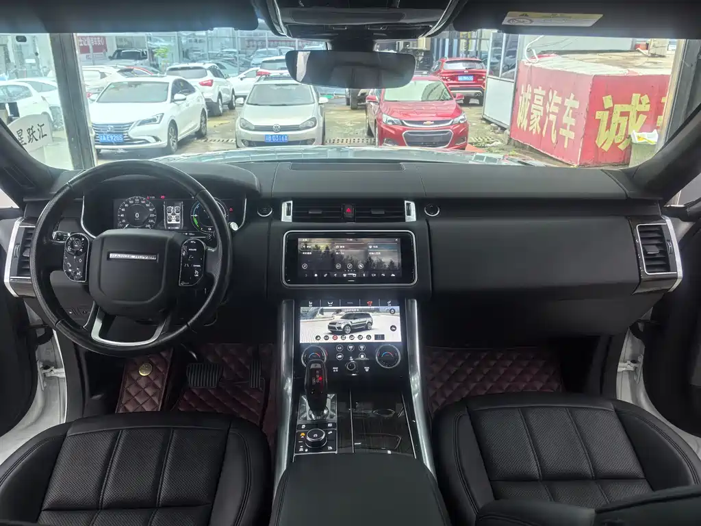 Land Rover Sport PHEV 2019 — фото 10