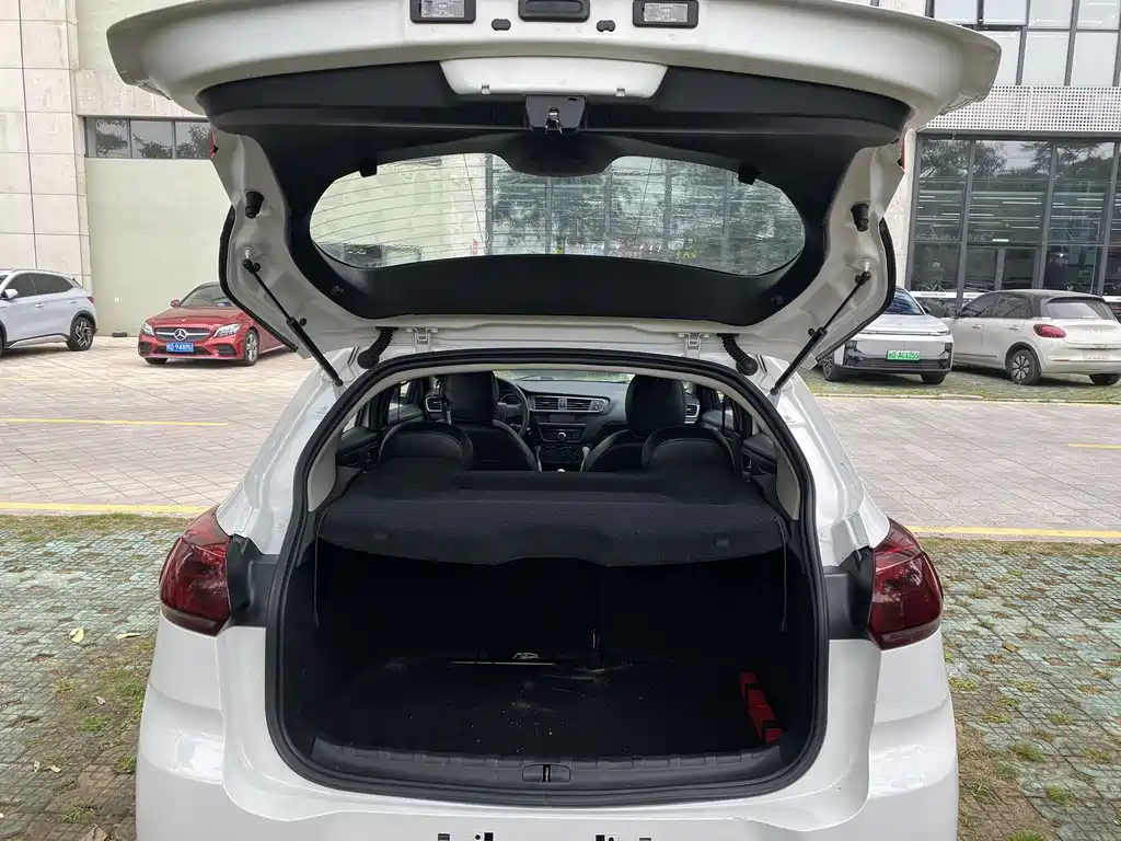 Citroen C3-XR 2015 — фото 11