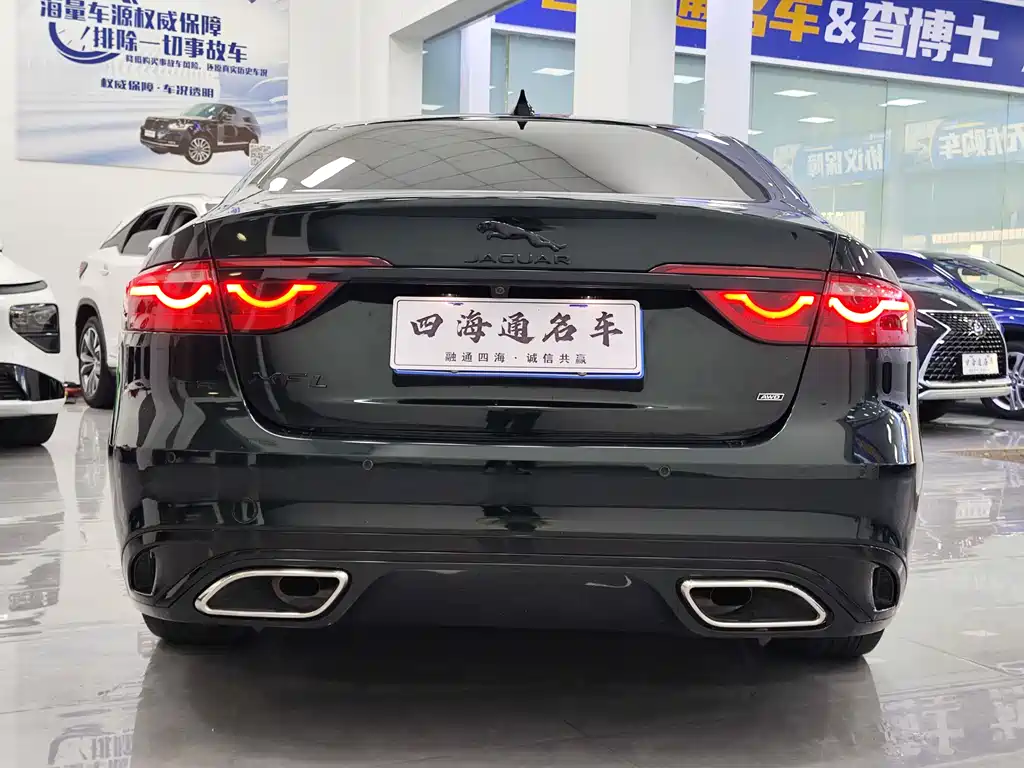 Jaguar XFL 2022 — фото 15