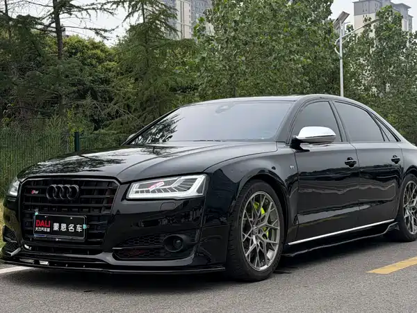 Audi A8 2013