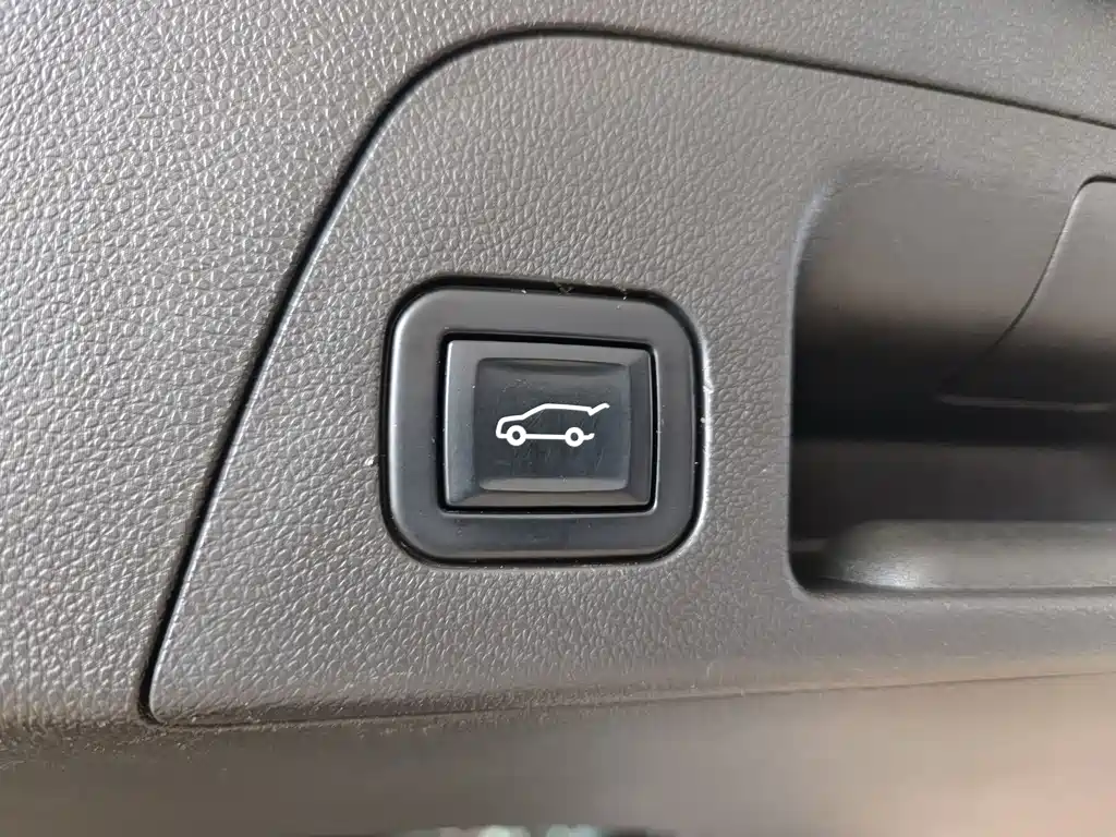 Buick Envision Plus 2022 — фото 17
