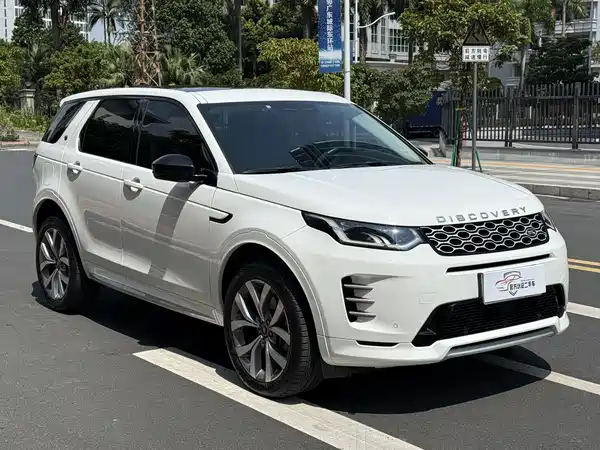 Land Rover Discovery Sport 2025