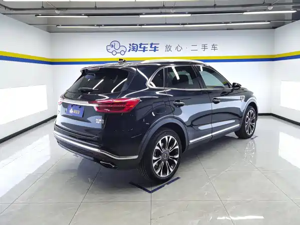 Hongqi HS5 2021