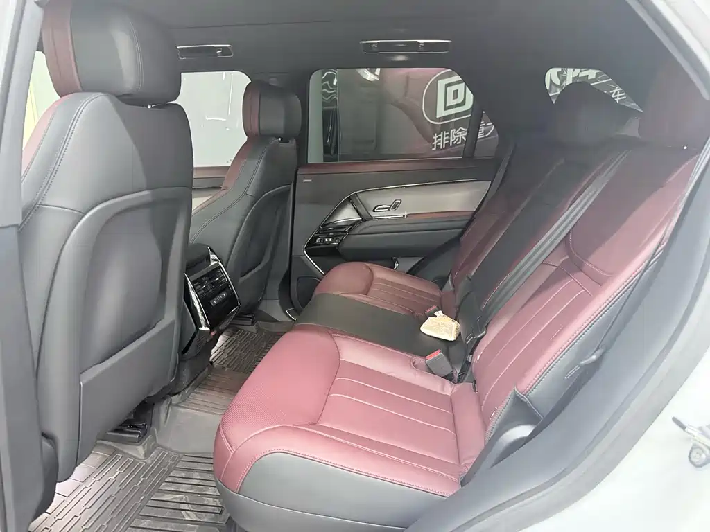 Land Rover Range Rover Sport 2025 — фото 4