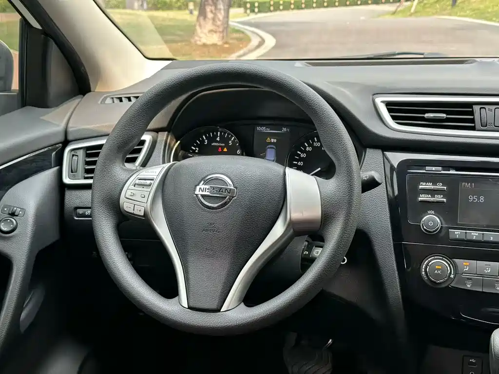 Nissan Qashqai 2015 — фото 5