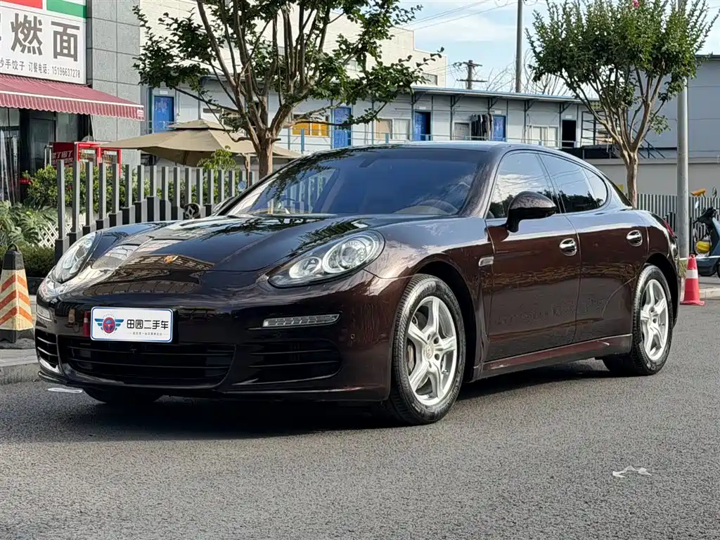 Porsche Panamera 2014