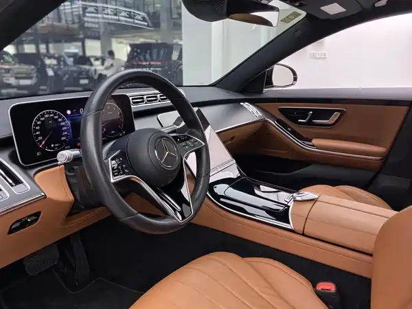 Mercedes-Benz S-Class 2021
