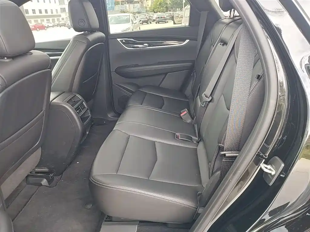 Cadillac XT5 2022 — фото 17