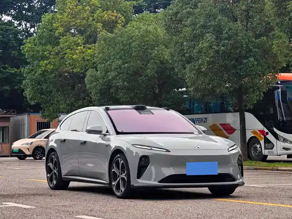 NIO ET5T 2024