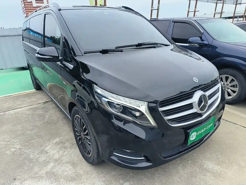 Mercedes-Benz V-Class 2019 — фото 4