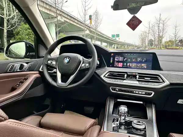 BMW X5 2021