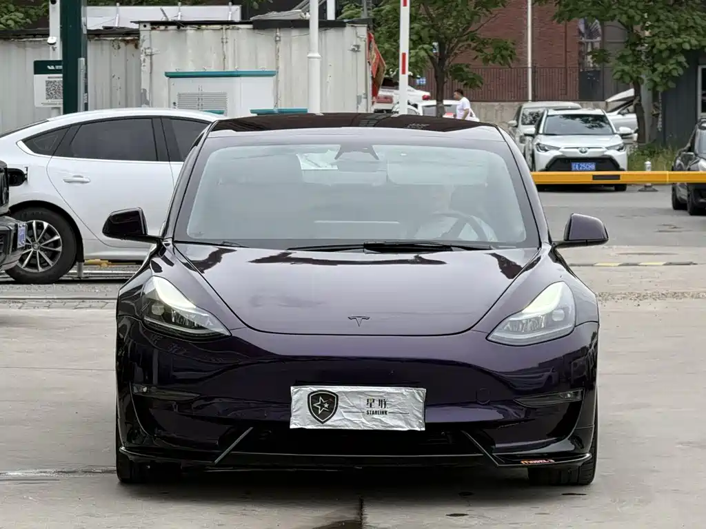 Tesla Model 3 2023
