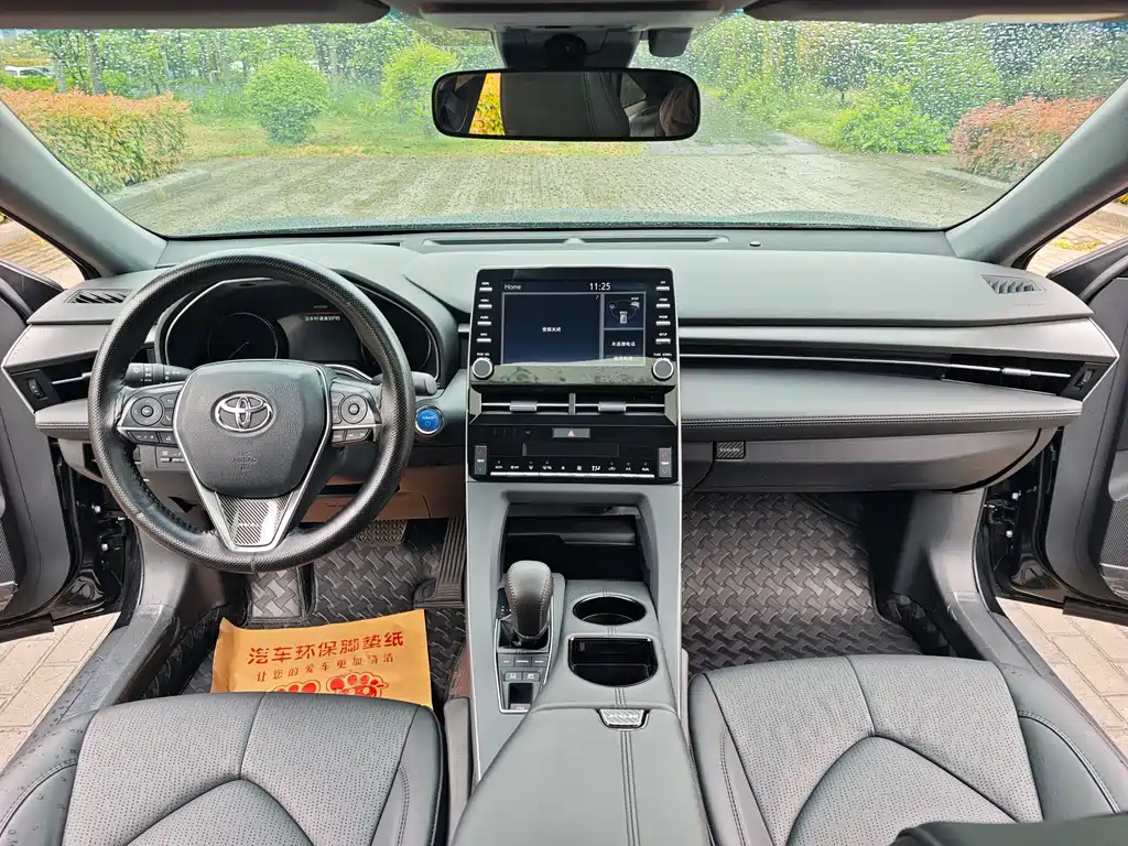 Toyota Avalon 2022