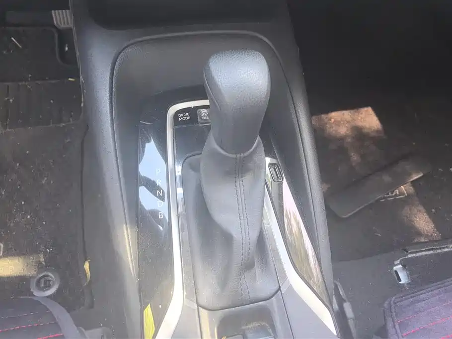 Toyota Corolla 2019 — фото 16