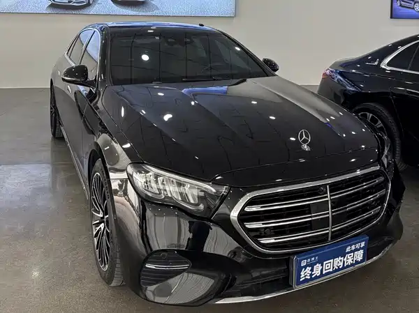 Mercedes-Benz E-Class 2024