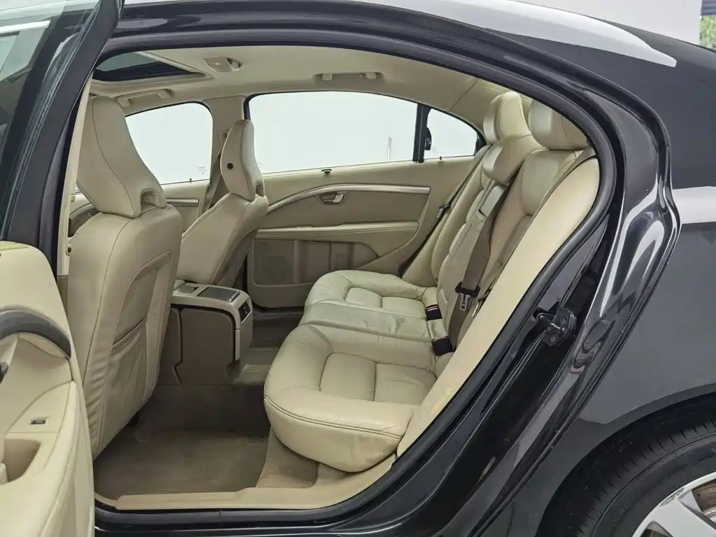 Volvo S80L 2012 — фото 15