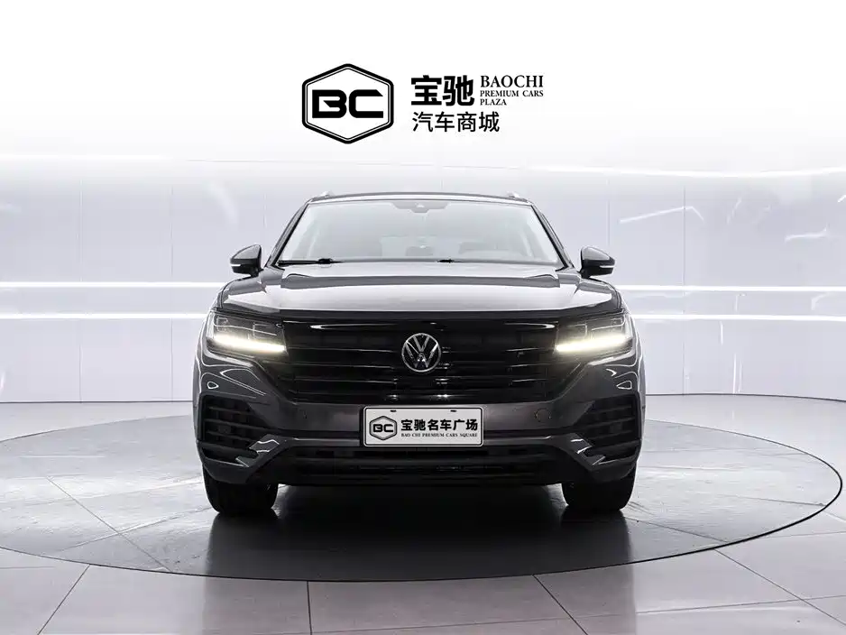 Volkswagen Touareg 2023 — фото 2