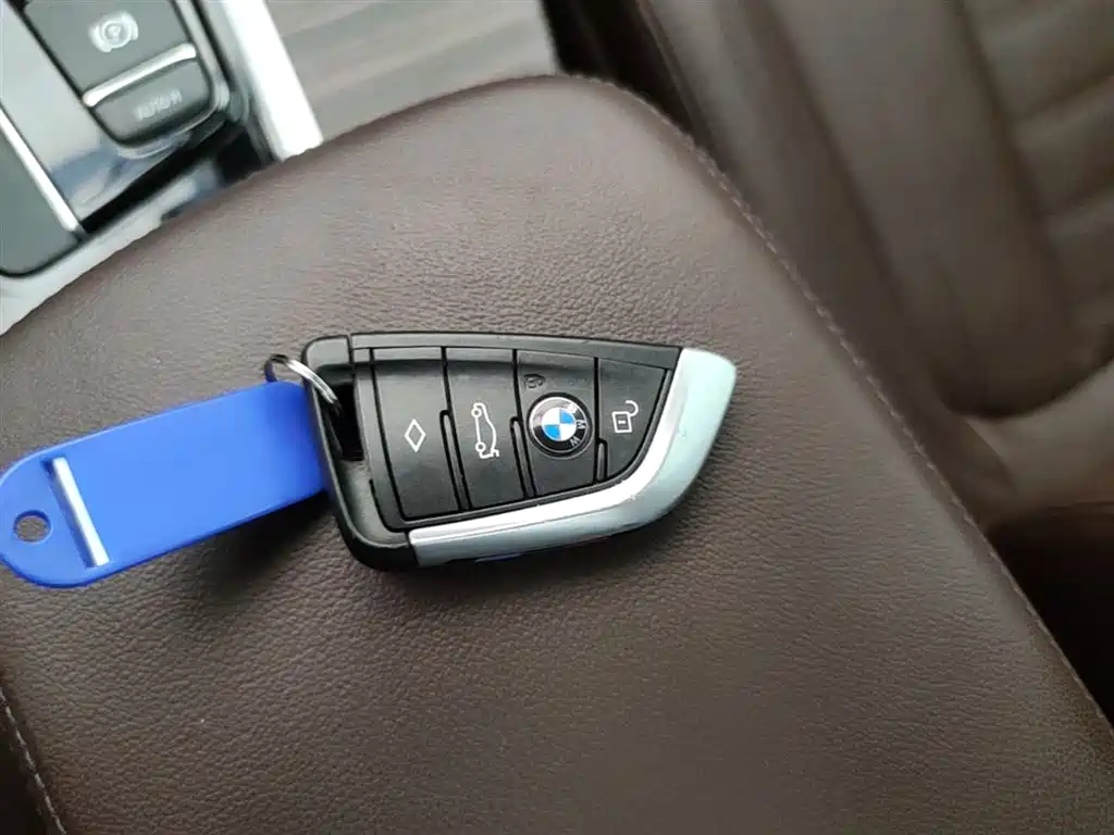 BMW X3 2020 — фото 9