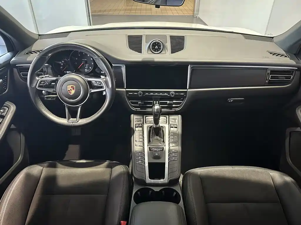 Porsche Macan 2019 — фото 4