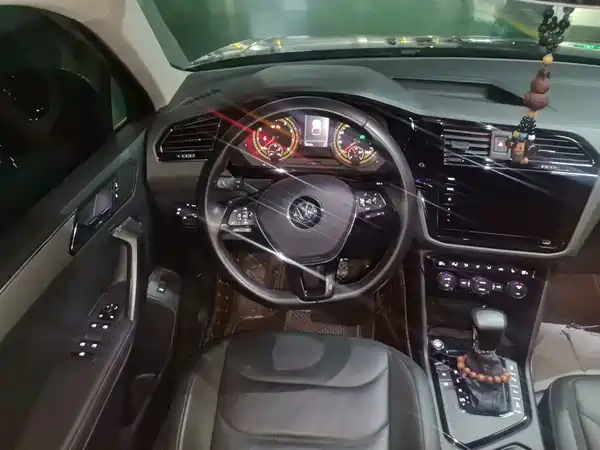 Volkswagen Tiguan L 2019