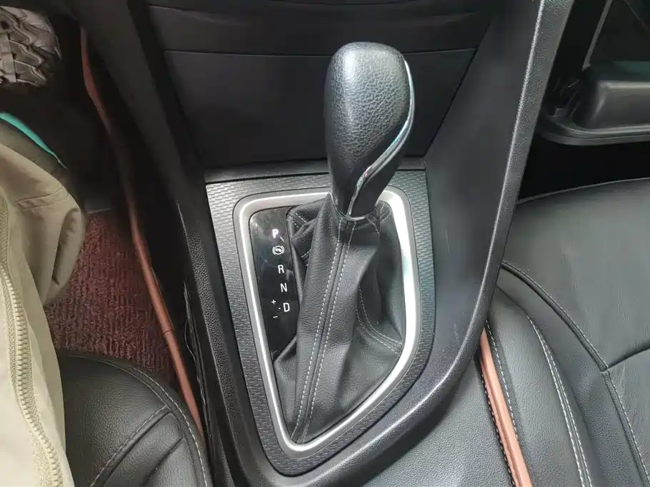 Buick Excelle 2019 — фото 16