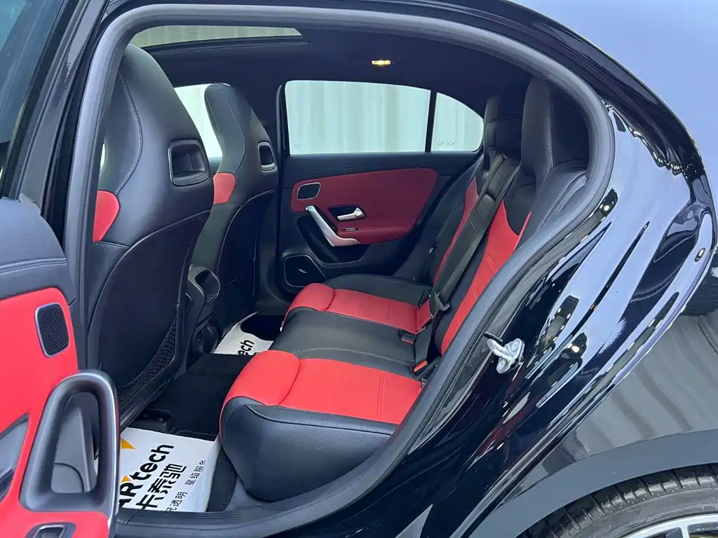Mercedes-Benz A-Class AMG 2023 — фото 8