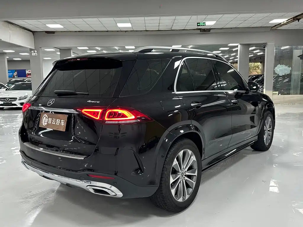 Mercedes-Benz GLE 2023 — фото 9