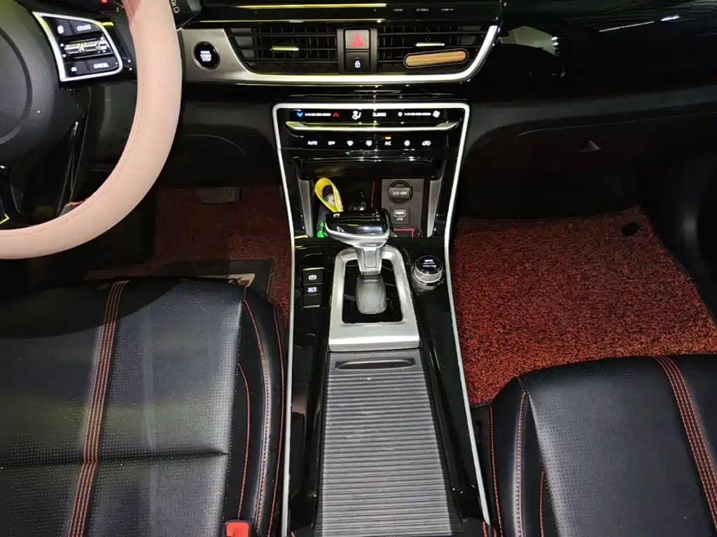 Kia KX3 2020 — фото 14