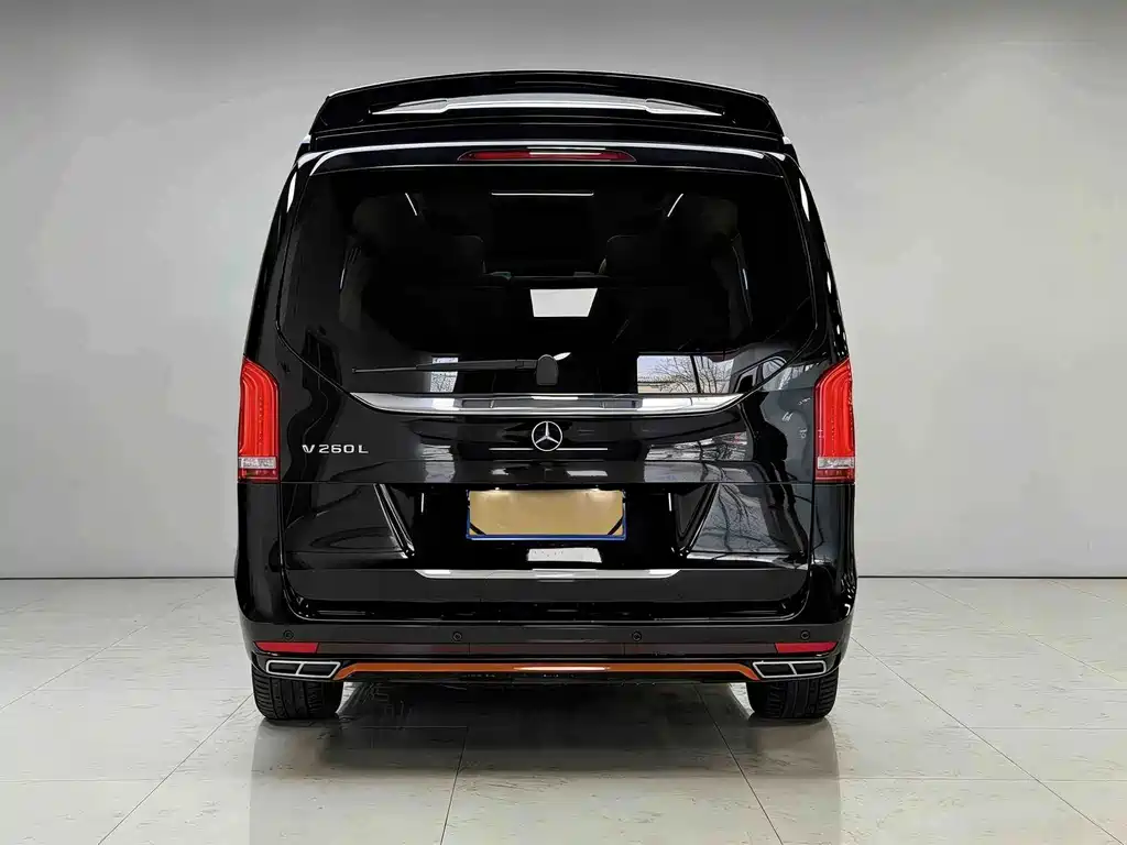 Mercedes-Benz V-Class 2020 — фото 5