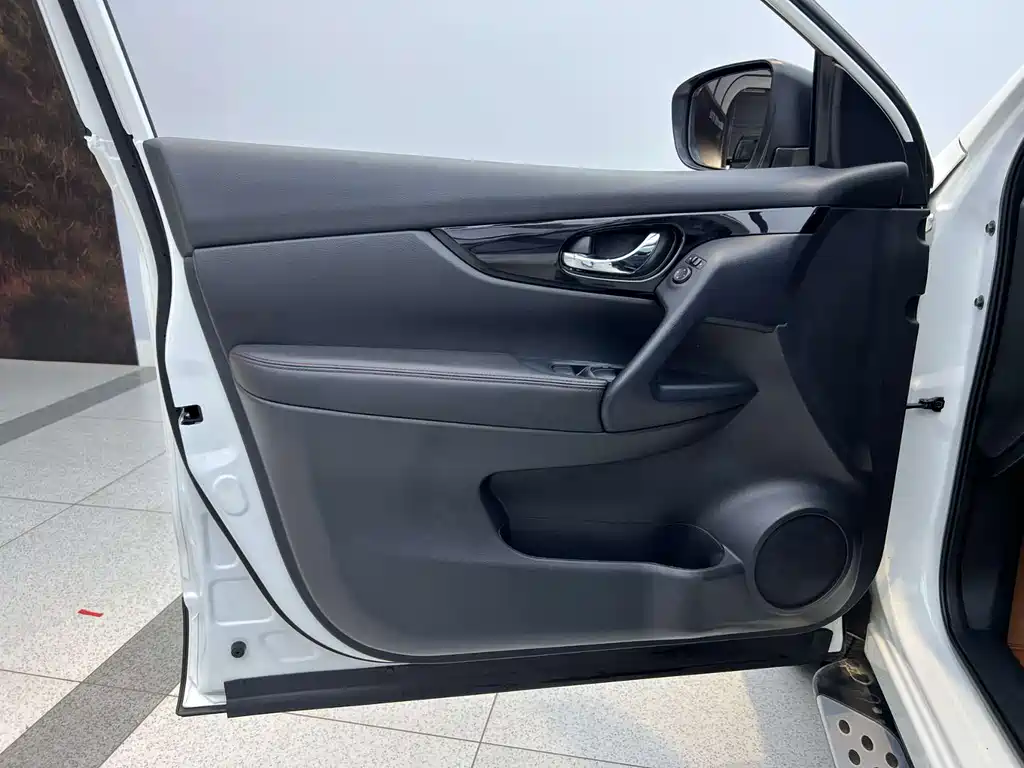 Nissan Qashqai 2023 — фото 12