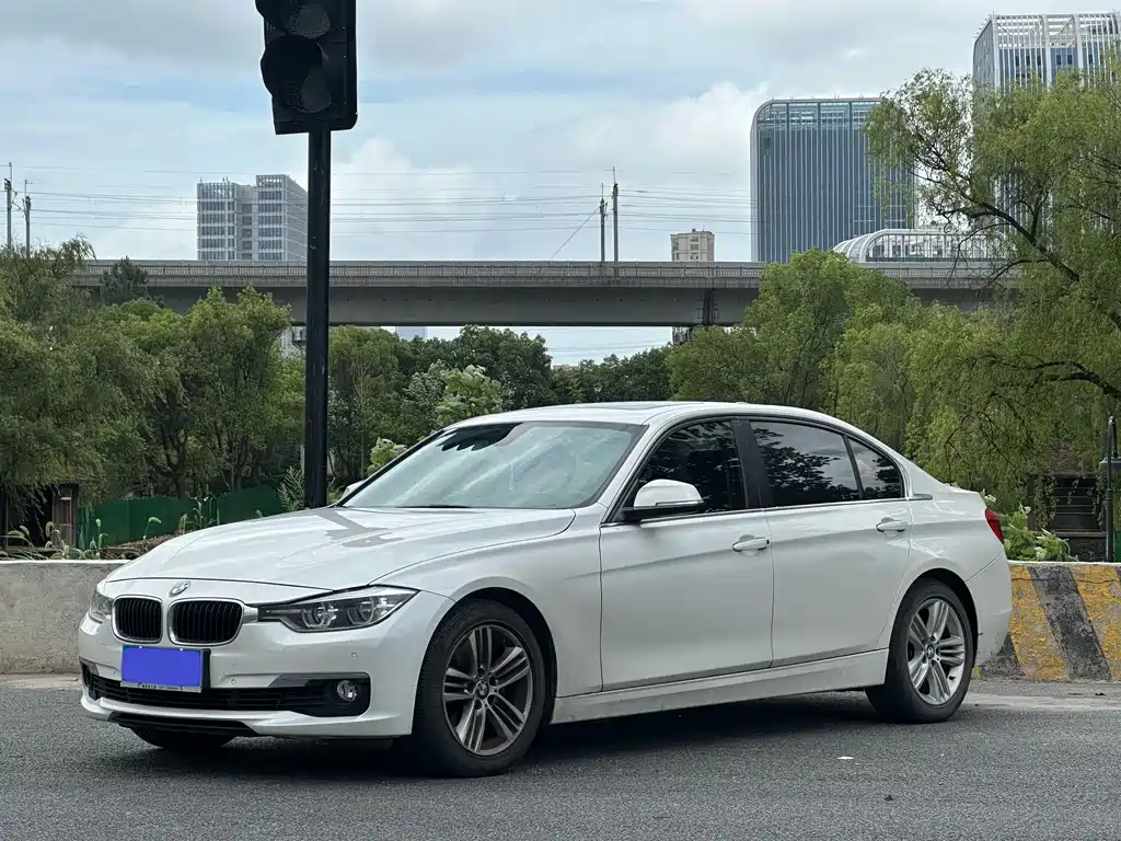 BMW 3 Series 2017