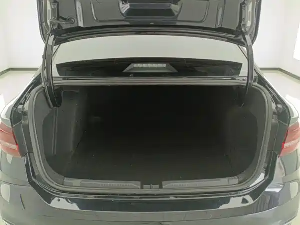 Volkswagen Lavida 2024