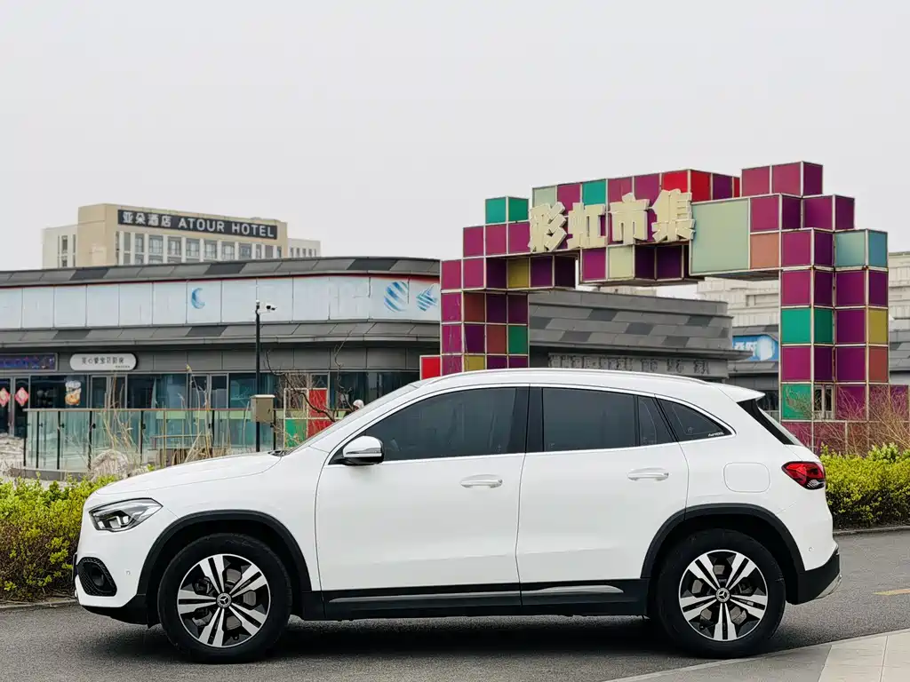 Mercedes-Benz GLA 2022 — фото 3