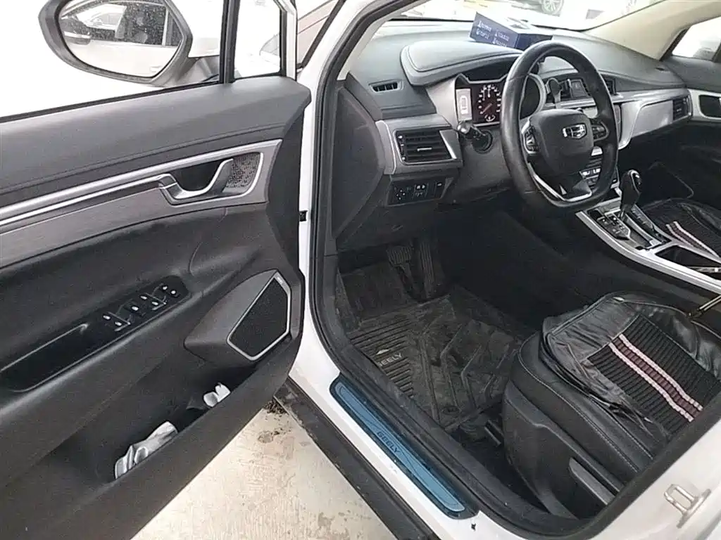 Geely Emgrand GS 2019 — фото 16