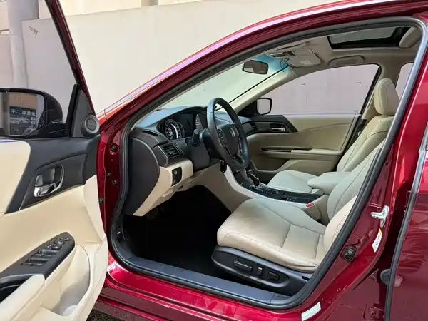 Honda Accord 2015