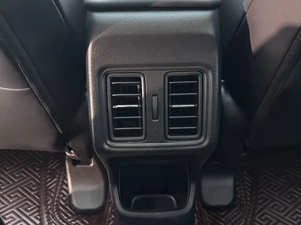 Honda Vezel 2023 — фото 19