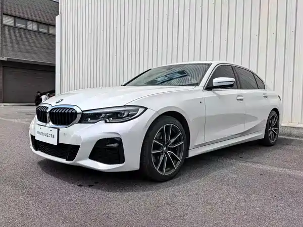BMW 3 Series 2021