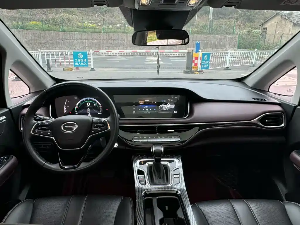 GAC Motor Trumpchi M6 2024 — фото 5